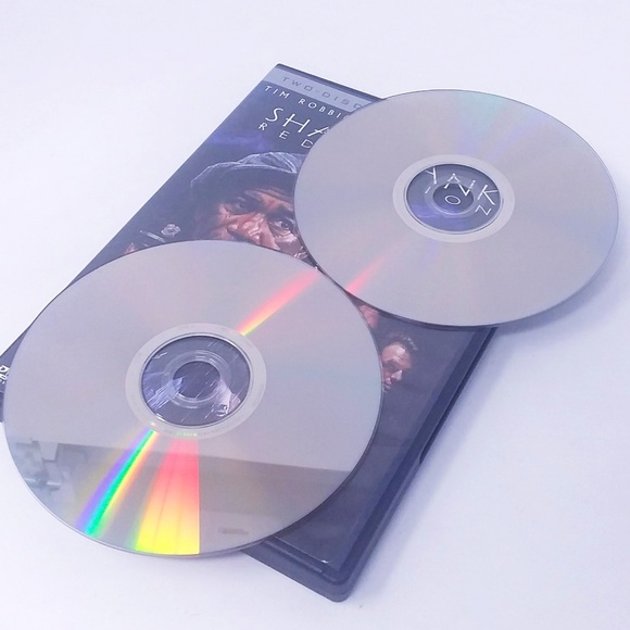 ✨4/$35✨ The Shawshank Redemption DVD - Picture 3 of 8